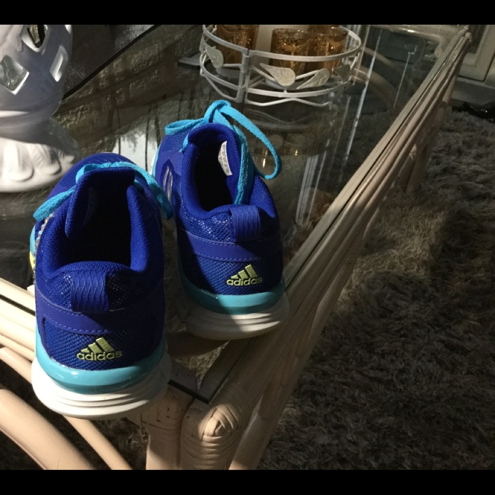 Adidas - Picture 2 of 3